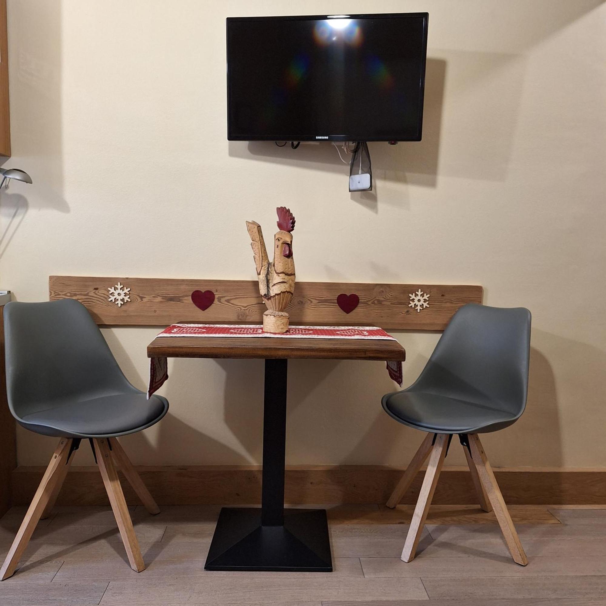 Monolocale Piccolo Ed Accogliente - Cir 0021 - Apartment อาออสตา ภายนอก รูปภาพ